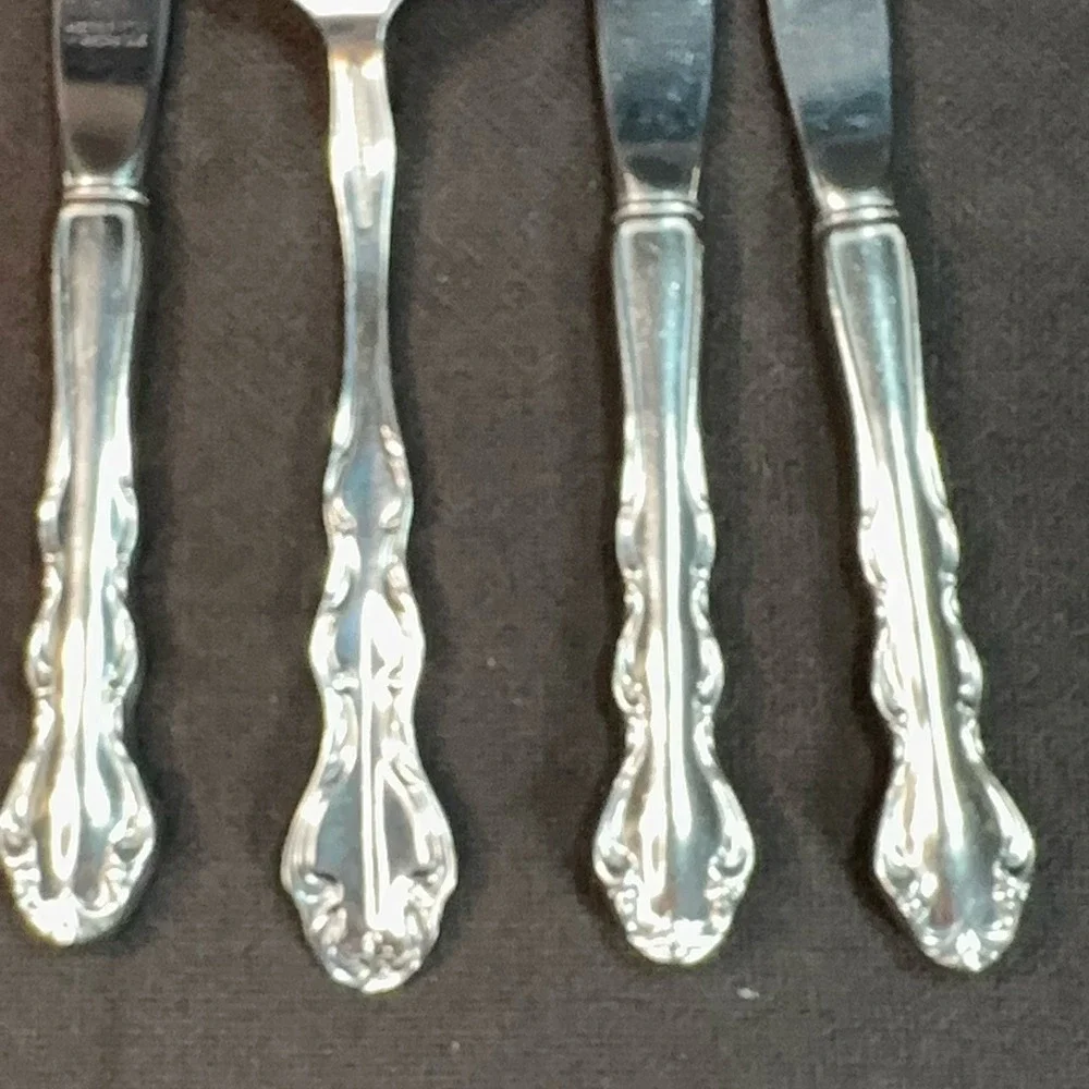 Reed & Barton REGENCY Stainless Steel Flatware Meat Fork Dinner Knife Lot Of 5